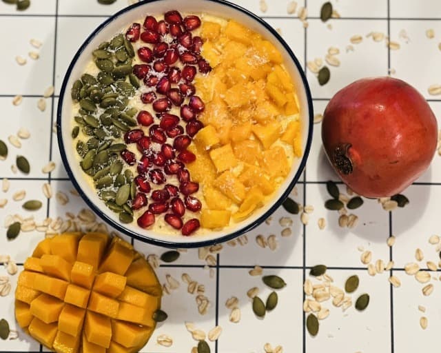 Mango Overnight Oats