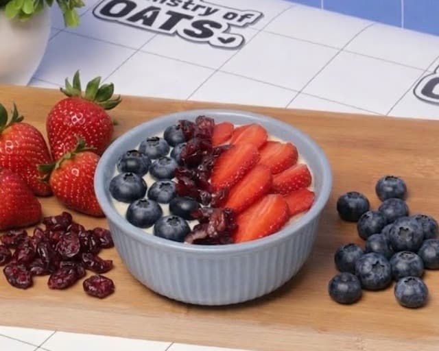 Berry Blast Overnight Oats